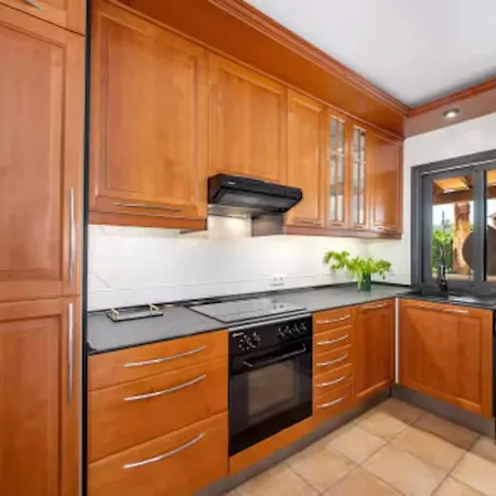 Villa New Retreat - Nautilus, Very Close To The And Palma By Renthousing *