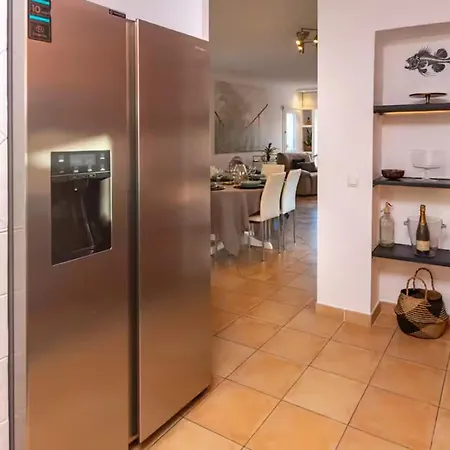 New Retreat - Nautilus, Very Close To The And Palma By Renthousing